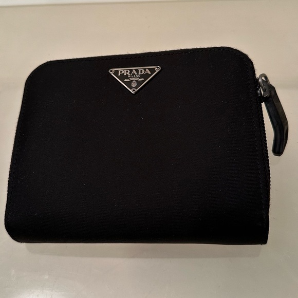 PRADA vintage black NWOT prada wallet. - Picture 1 of 6